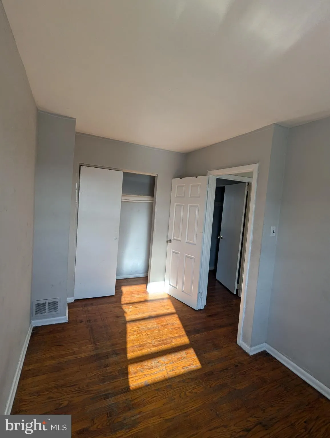 Philadelphia, Pennsylvania 19121, United States, 5 Bedrooms Bedrooms, ,3 BathroomsBathrooms,Residential,Pending,20622