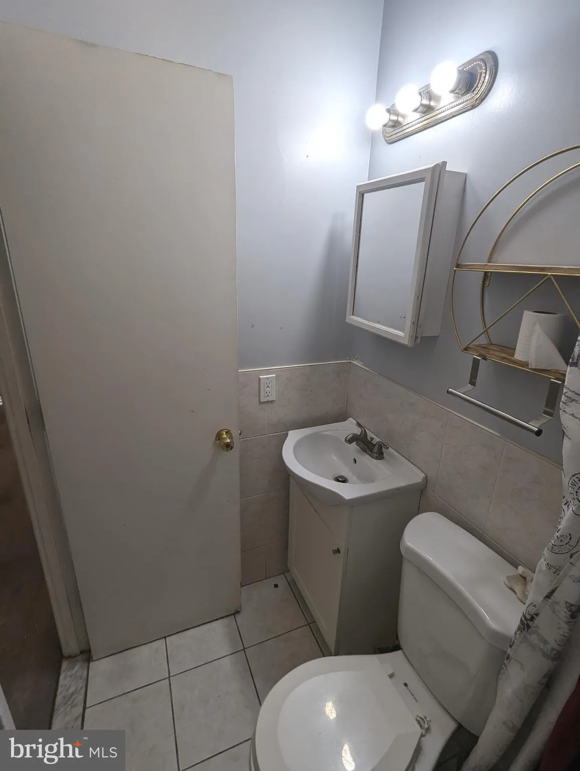 Philadelphia, Pennsylvania 19121, United States, 5 Bedrooms Bedrooms, ,3 BathroomsBathrooms,Residential,Pending,20622