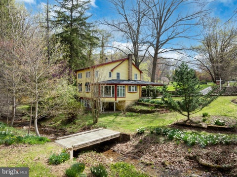 Homes For Sale - 9980 Douglas Road<br/> RED LION, PA 17356