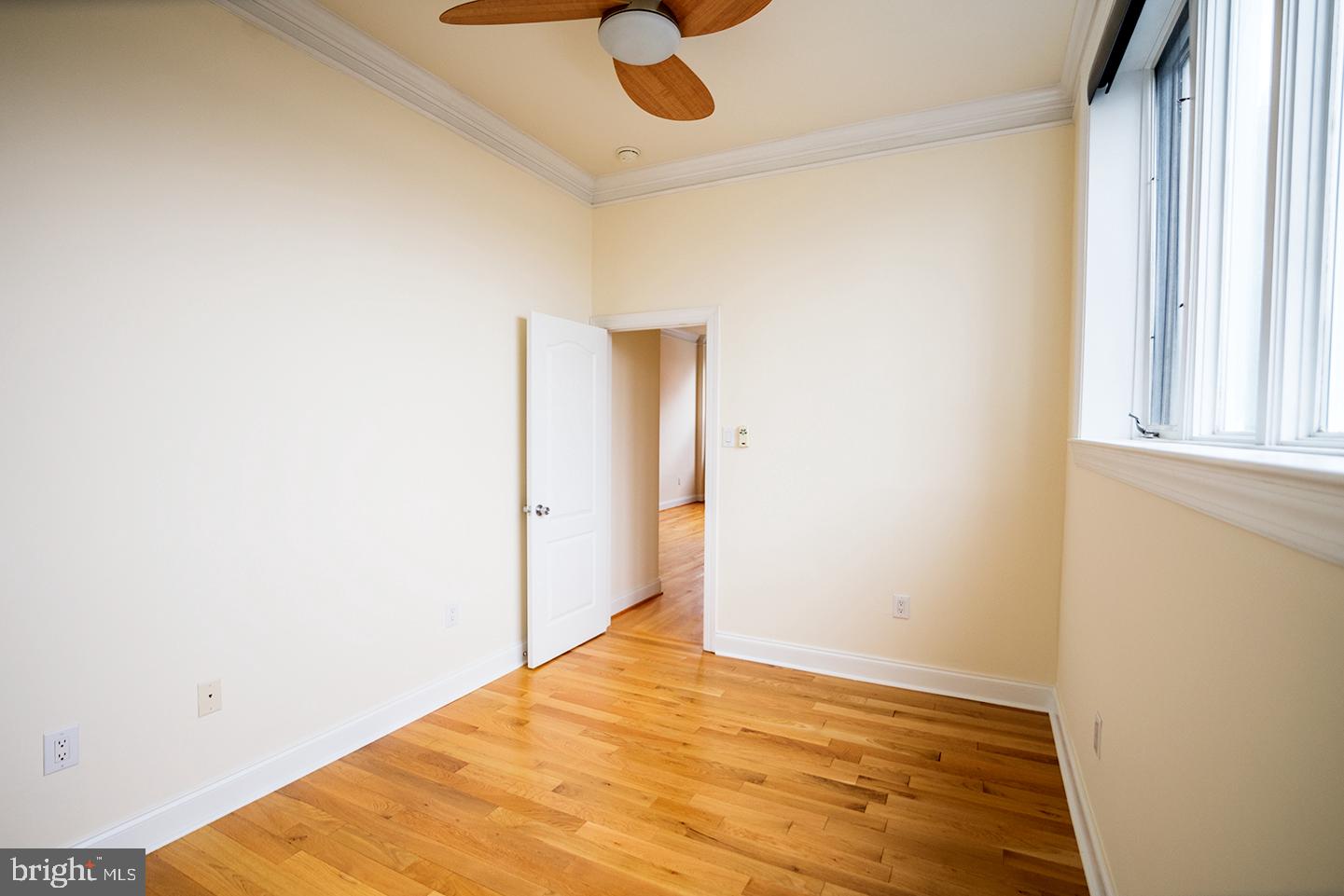 QUEEN VILLAGE - Residential Lease