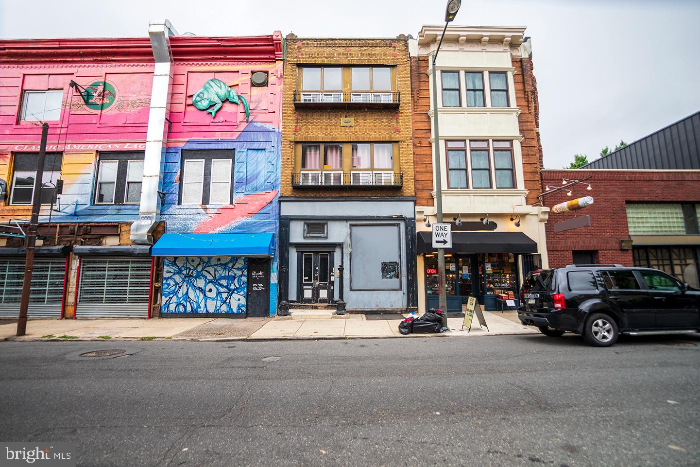 QUEEN VILLAGE - Residential Lease