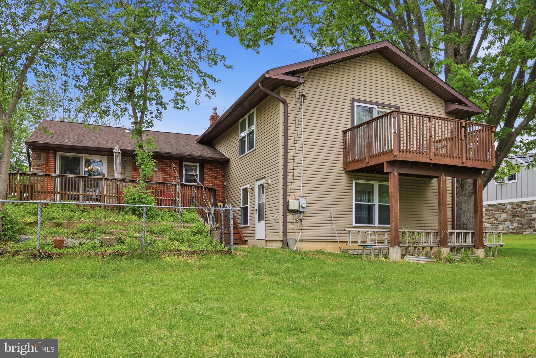 HUNTINGDON VALLEY - Residential