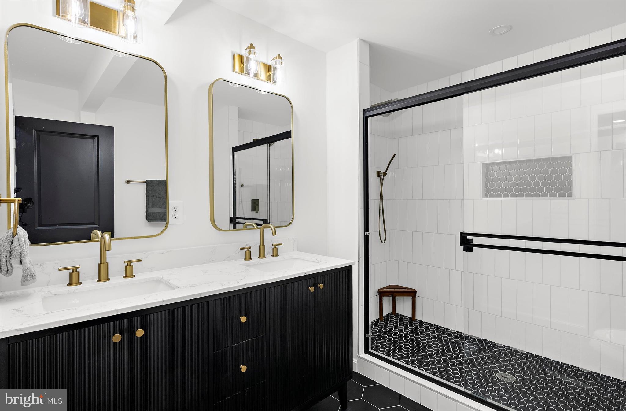 OVERLEA - Residential