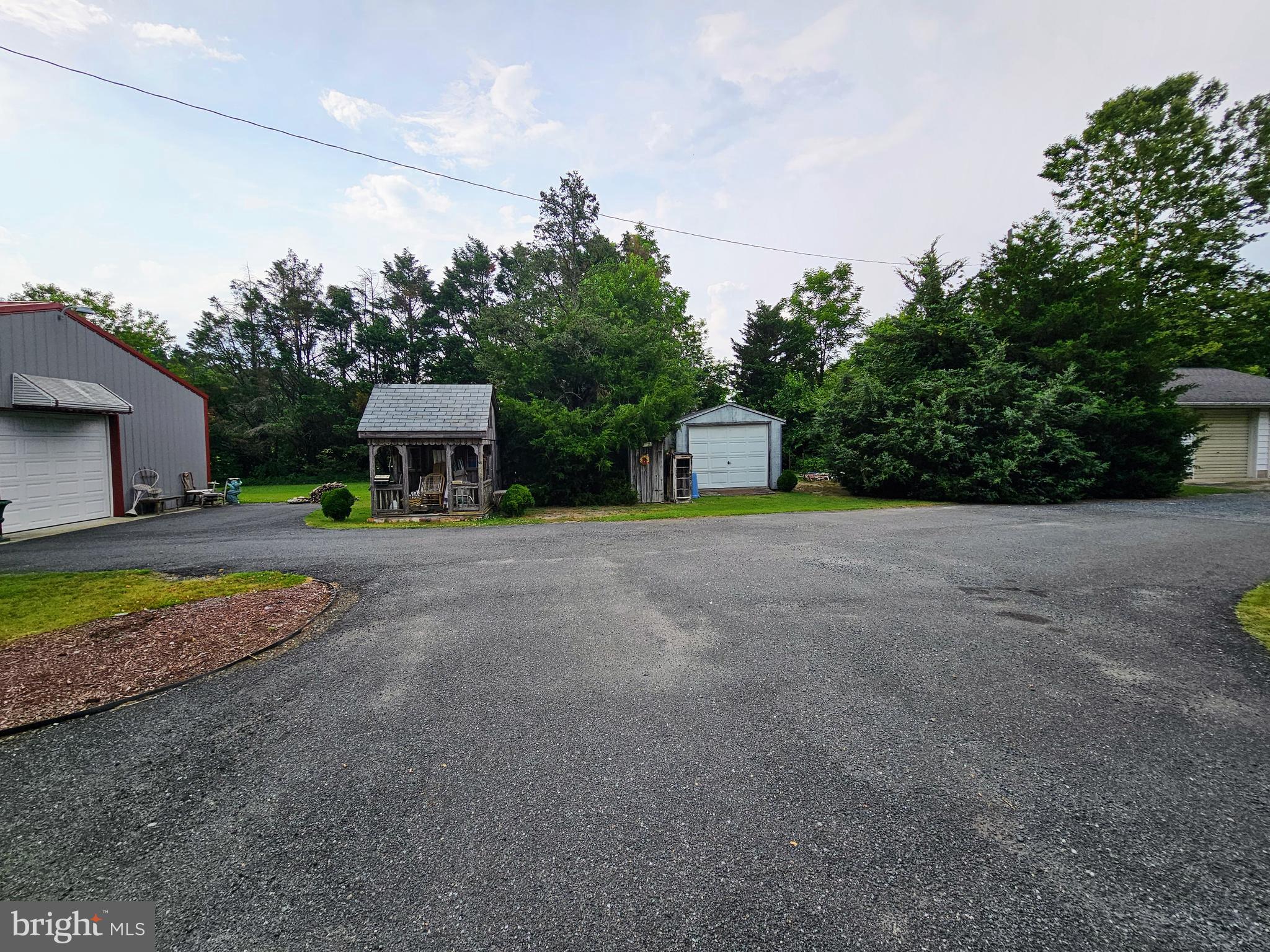 10917 DELAWARE AVENUE