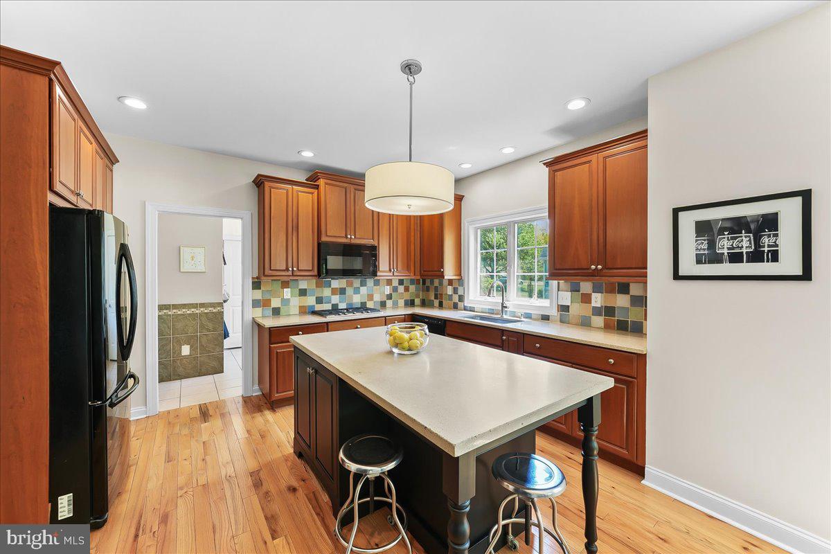 HADLEYS MILL - Residential