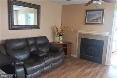 TIERS OF MANCHESTER LAKES - Residential