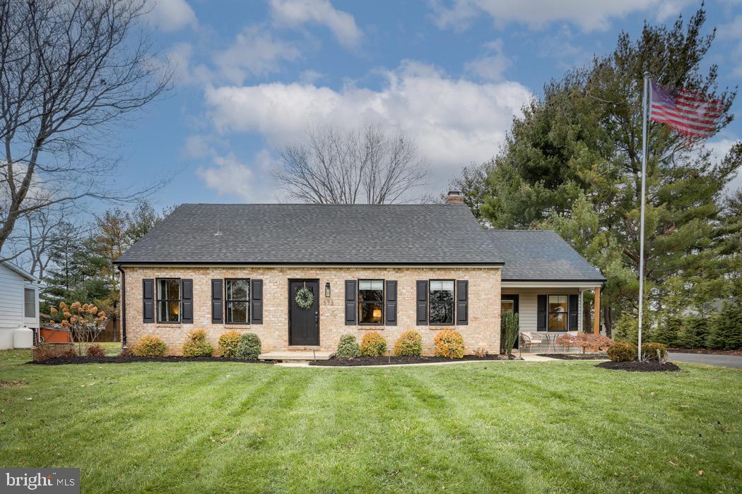 SULLIVAN HEIGHTS - Residential