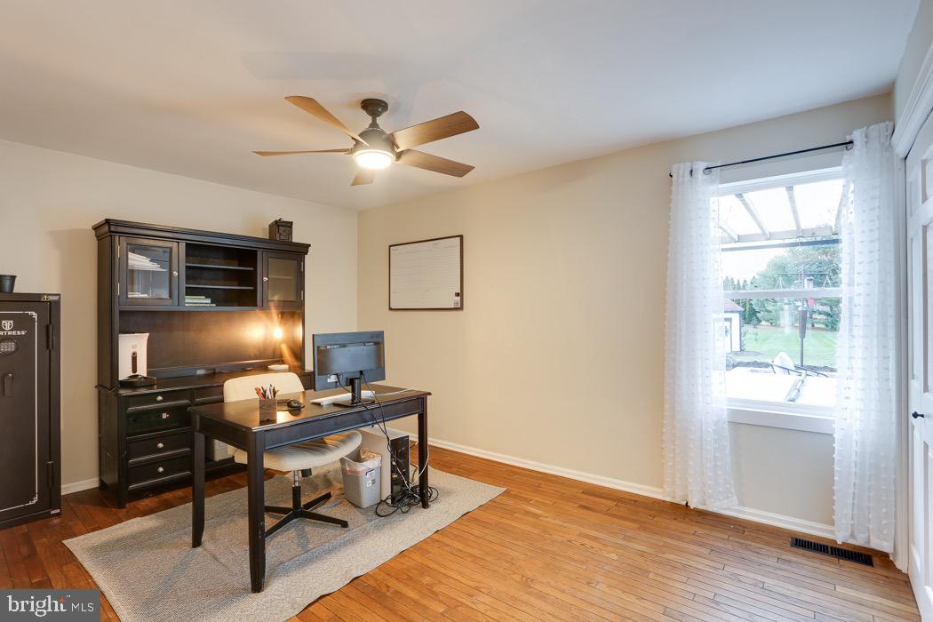 SULLIVAN HEIGHTS - Residential