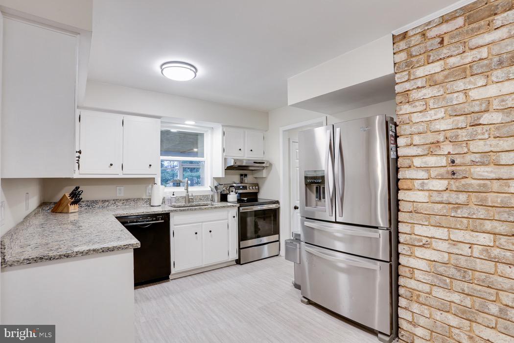 SULLIVAN HEIGHTS - Residential