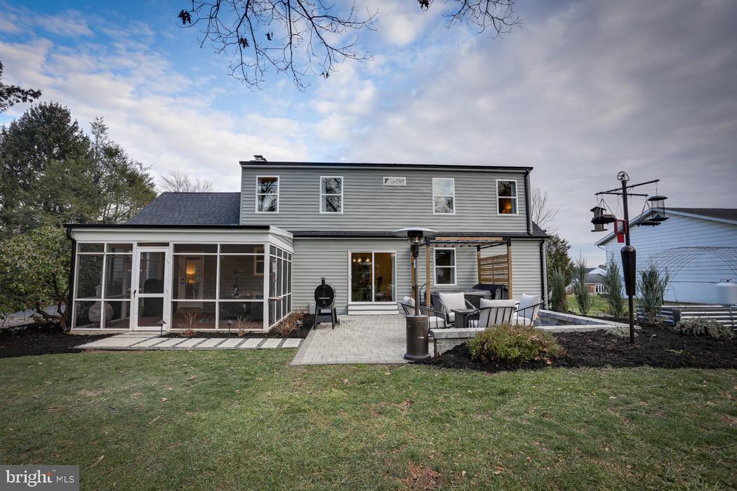 SULLIVAN HEIGHTS - Residential