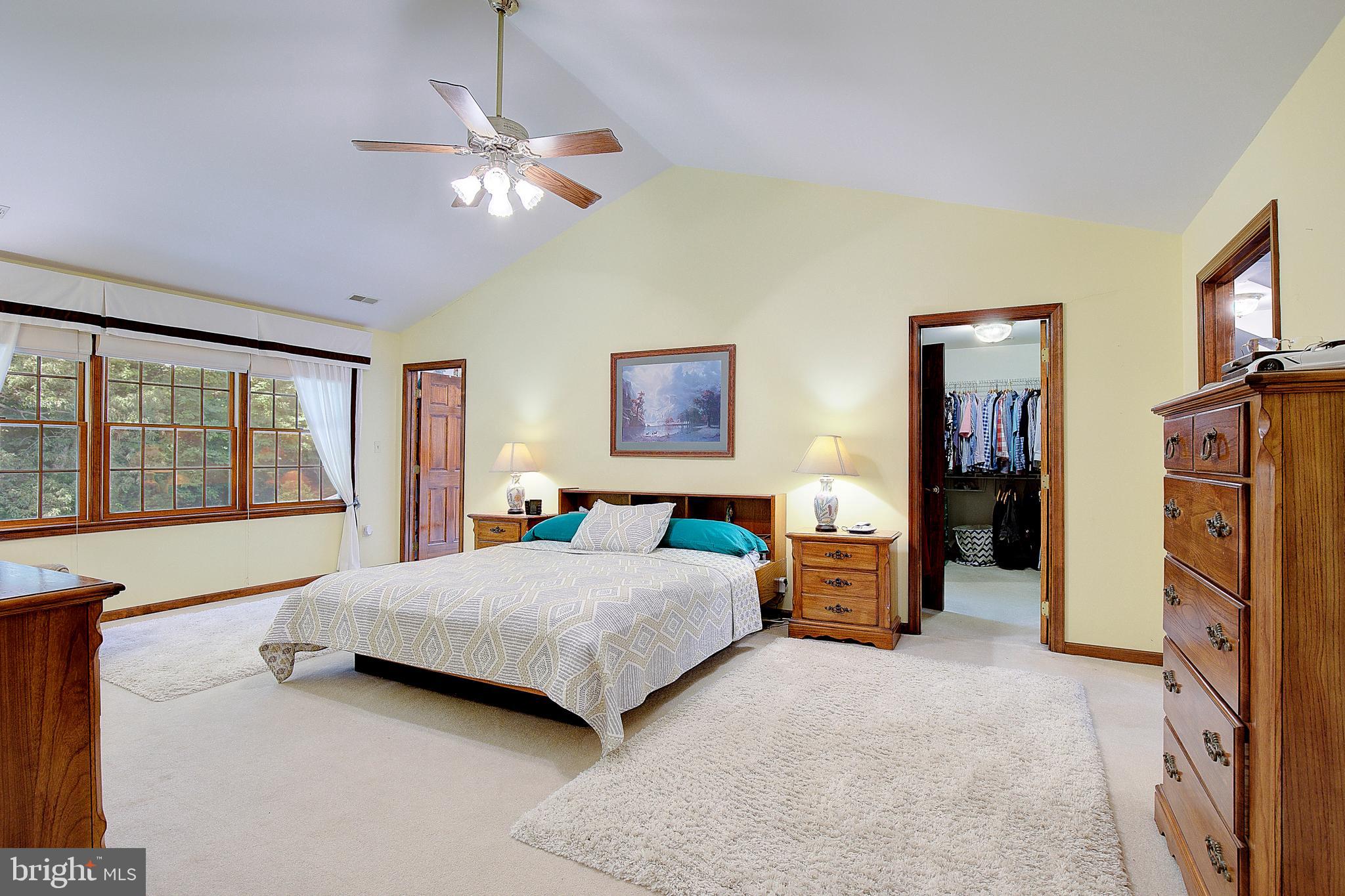 ST LEONARD SHORES - Residential