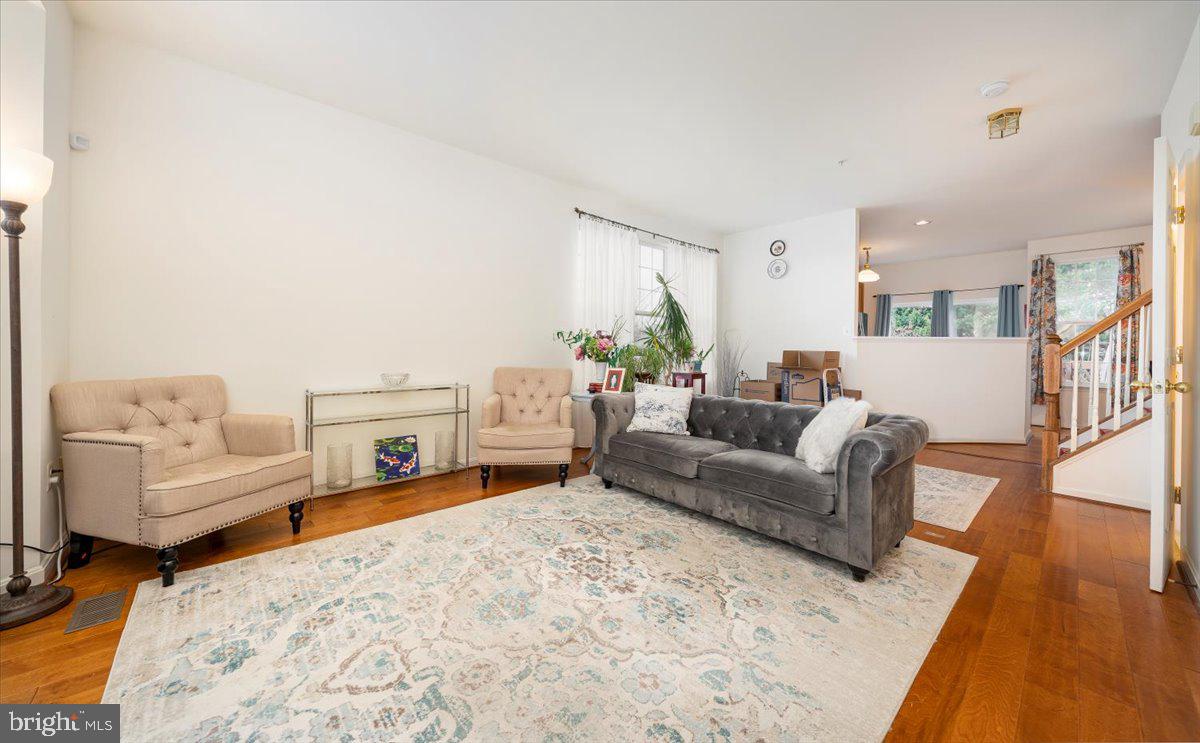 NORTH CROSSING - Residential