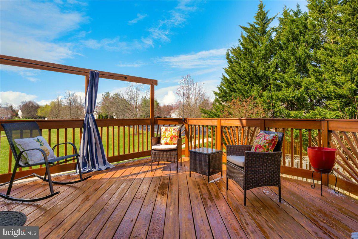 NORTH CROSSING - Residential