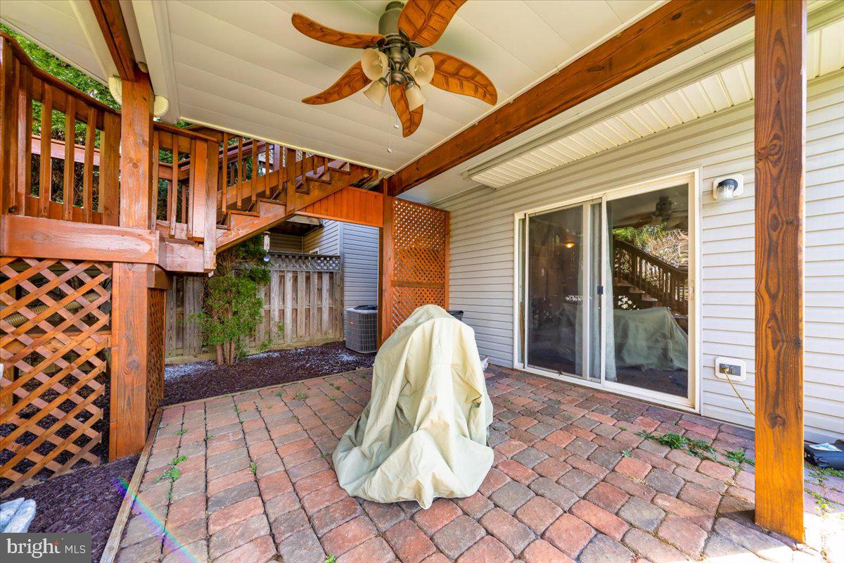 NORTH CROSSING - Residential