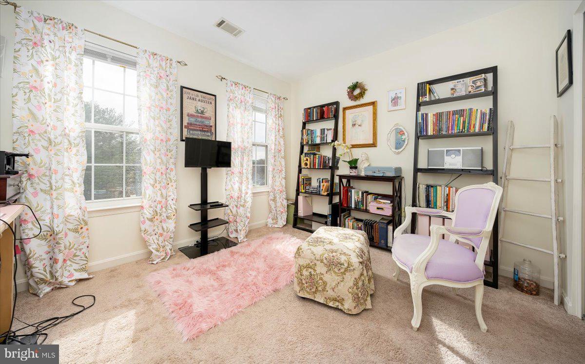 NORTH CROSSING - Residential