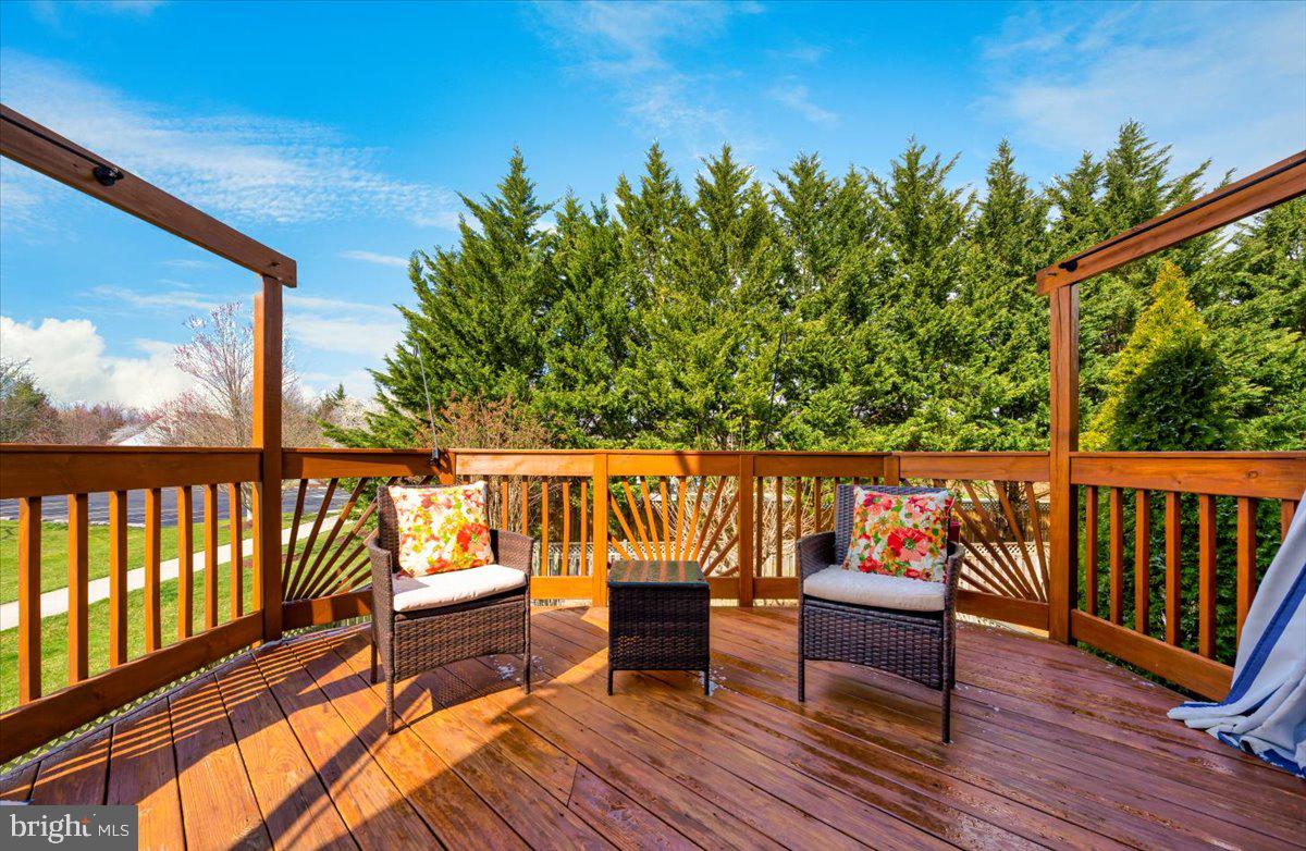 NORTH CROSSING - Residential