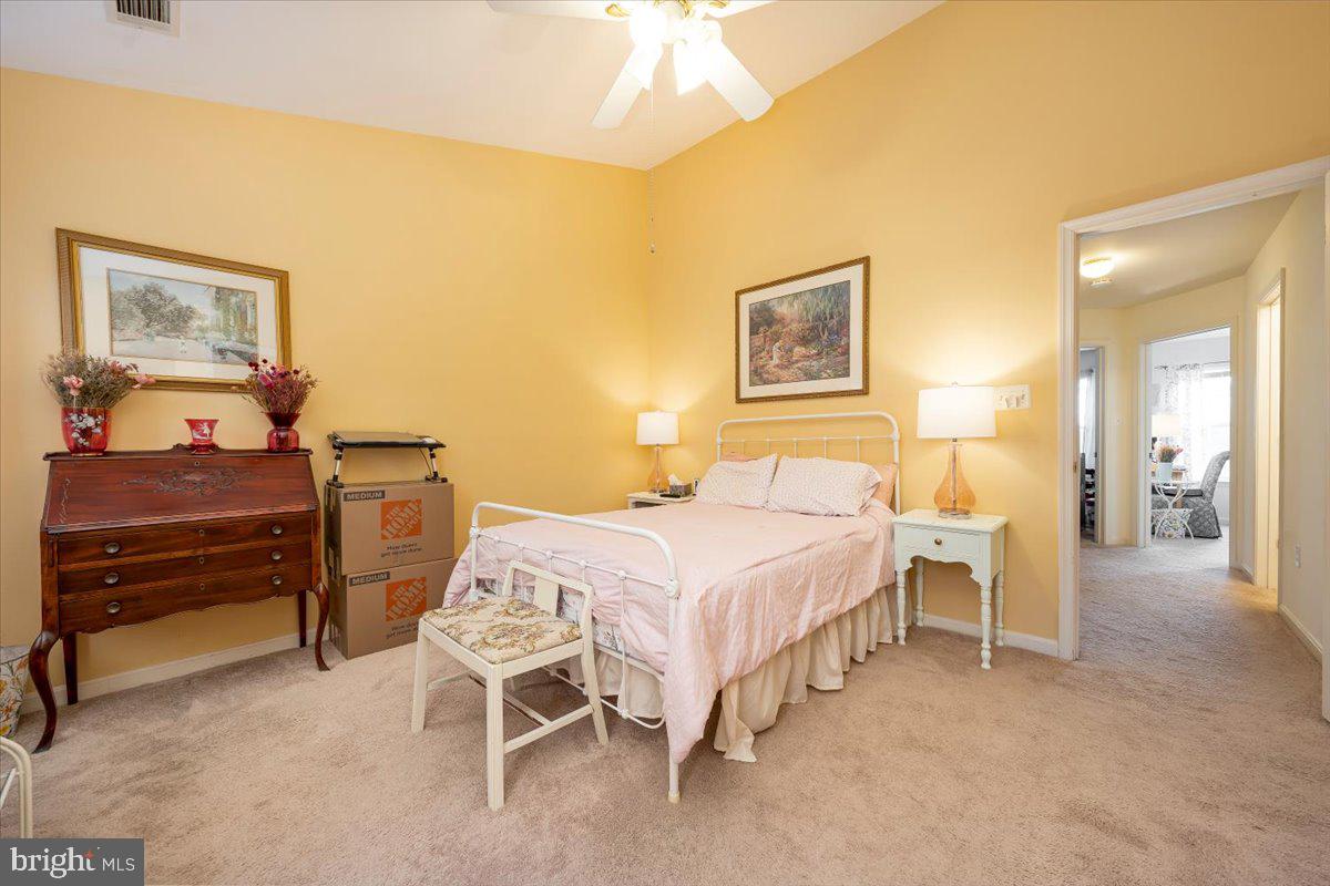 NORTH CROSSING - Residential