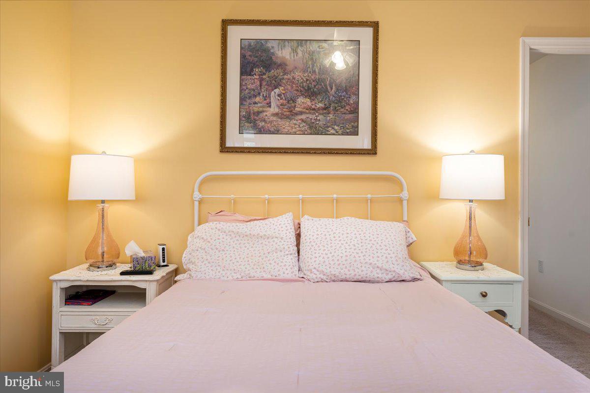 NORTH CROSSING - Residential