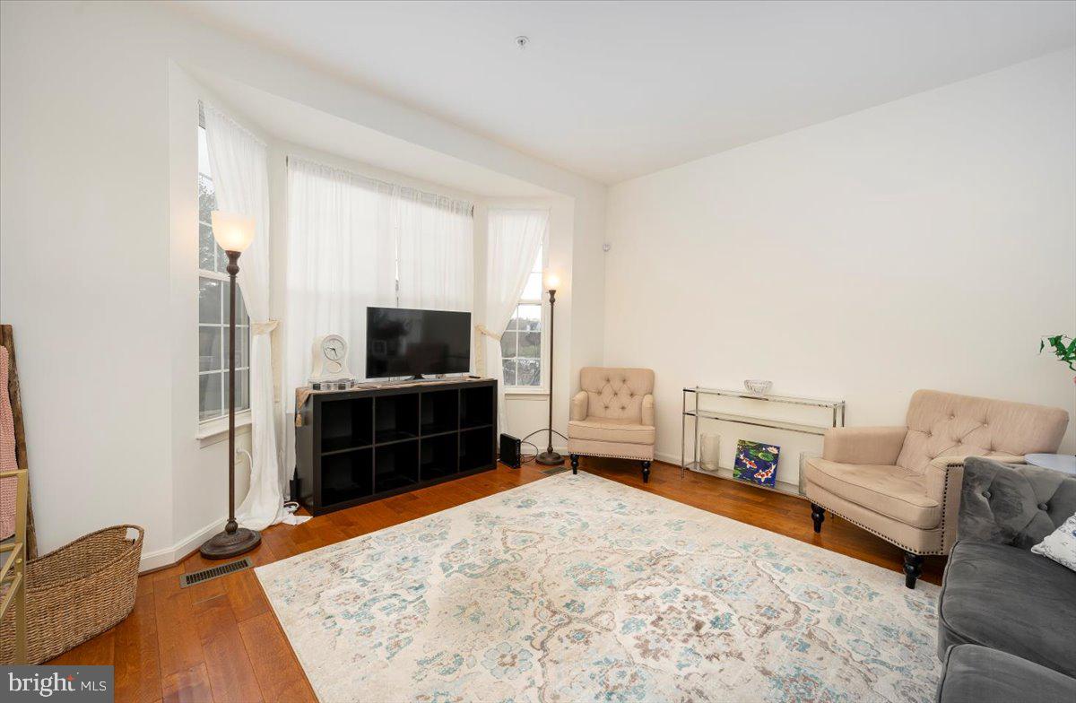 NORTH CROSSING - Residential