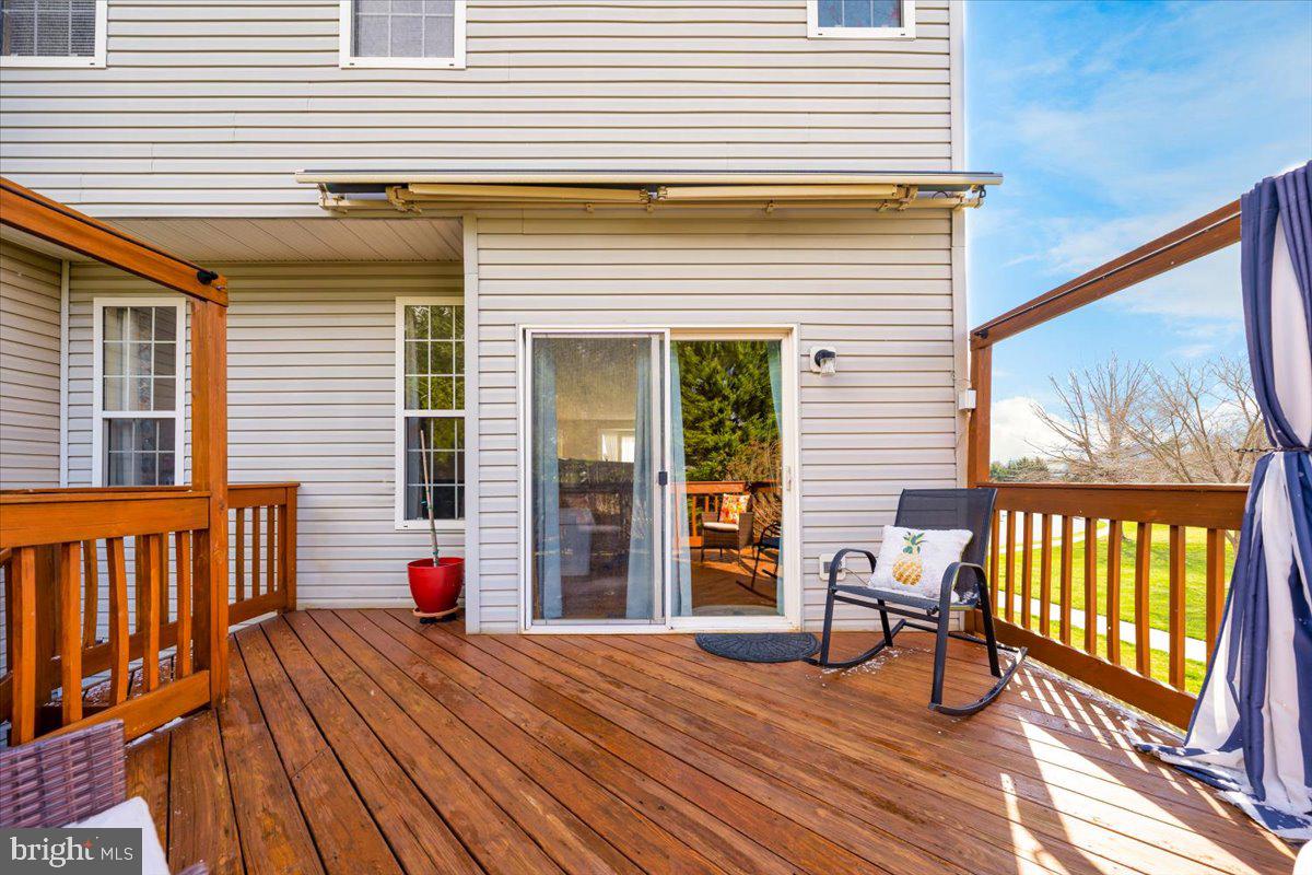 NORTH CROSSING - Residential