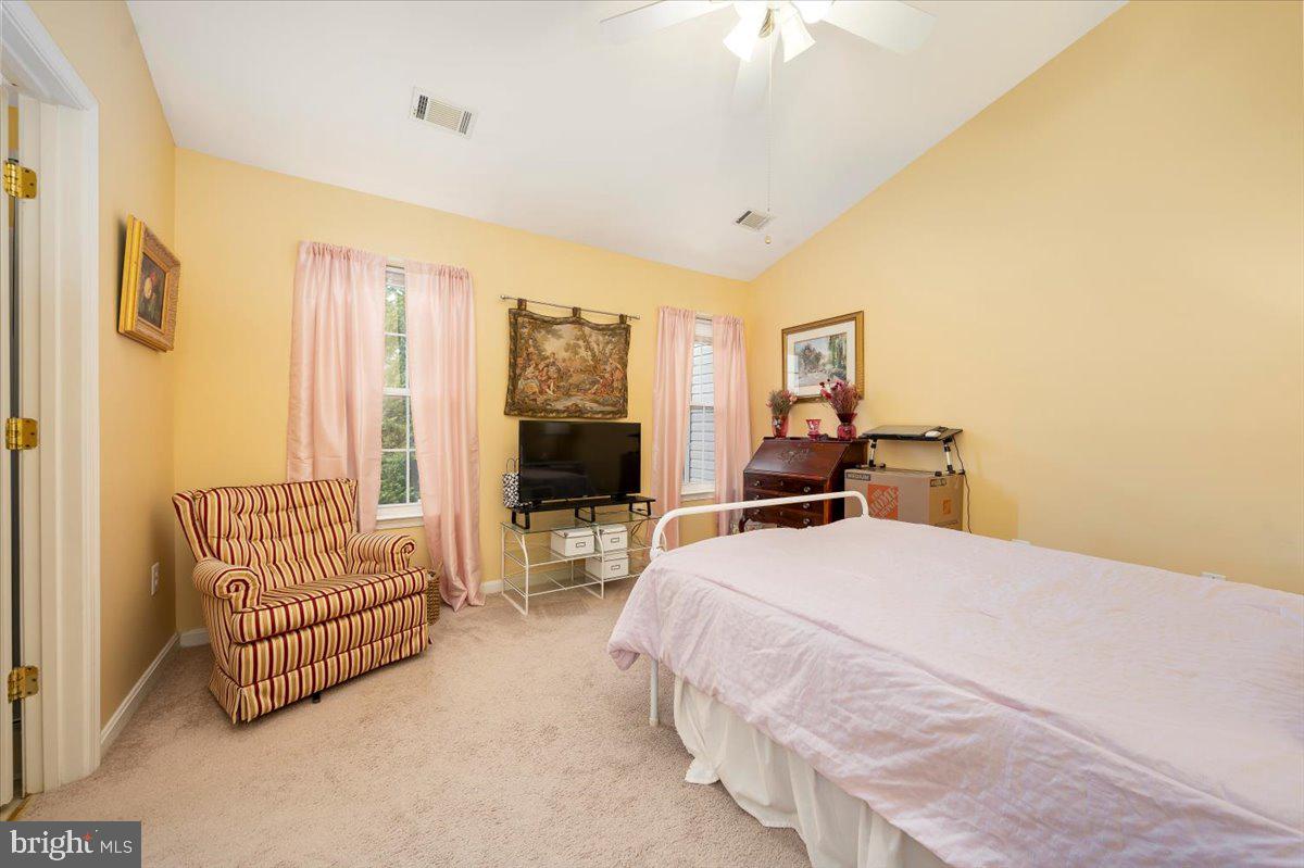 NORTH CROSSING - Residential