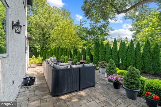 BRYN MAWR - Residential