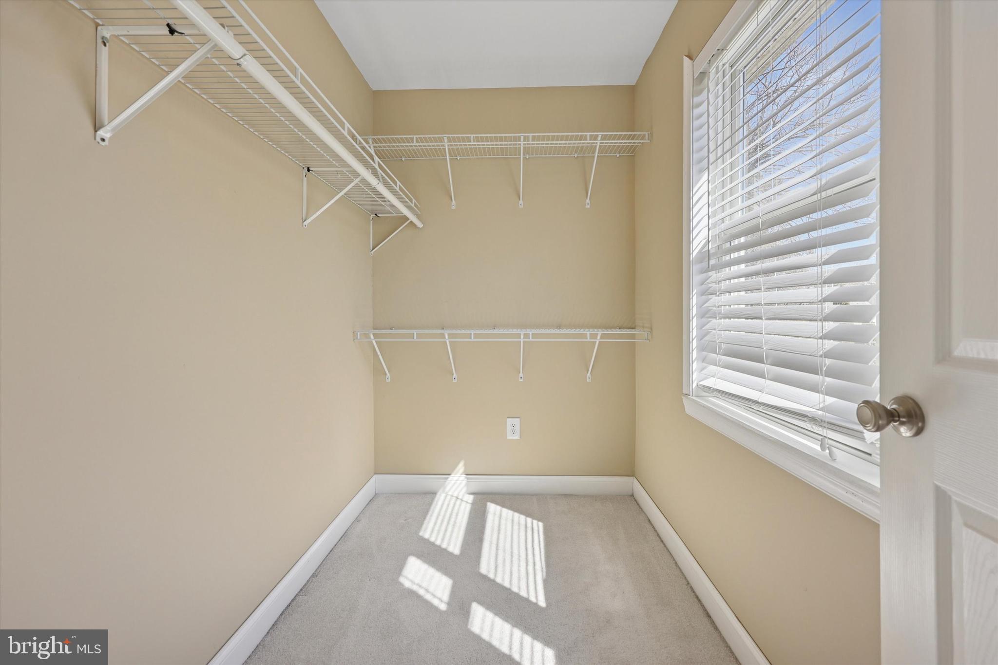 KEELY COURT - Residential