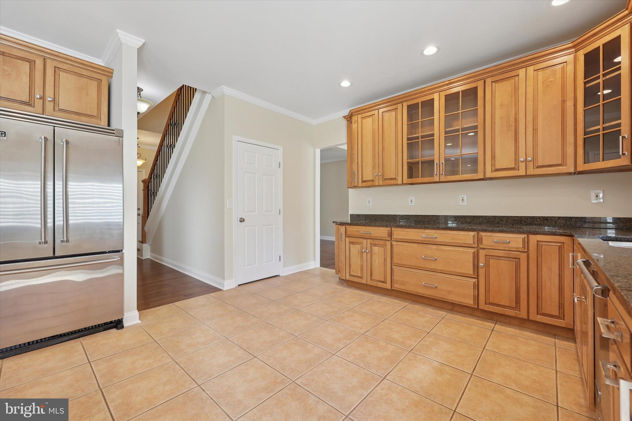 KEELY COURT - Residential