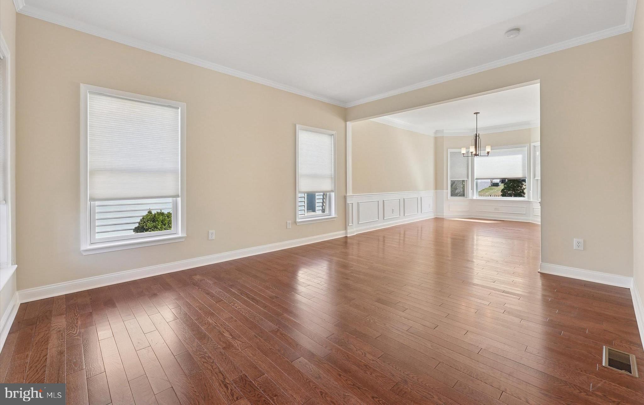 KEELY COURT - Residential