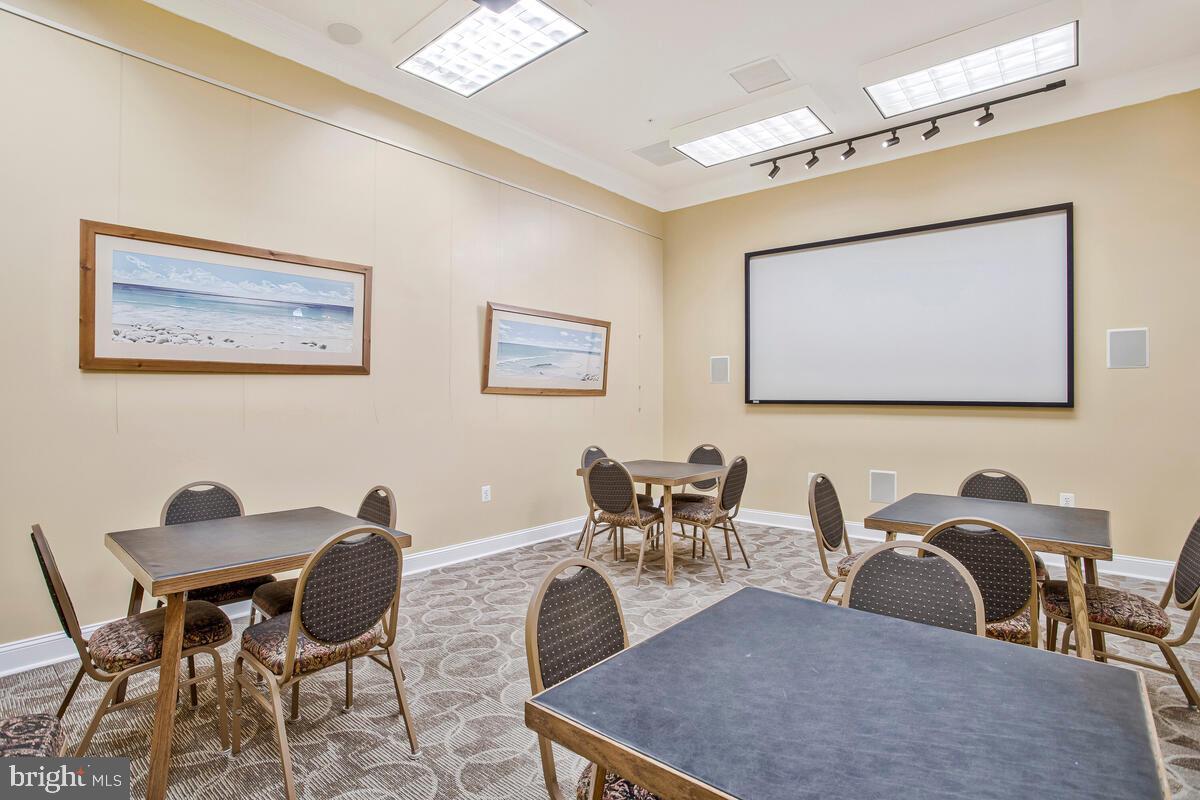 SNOWDEN OVERLOOK - Residential