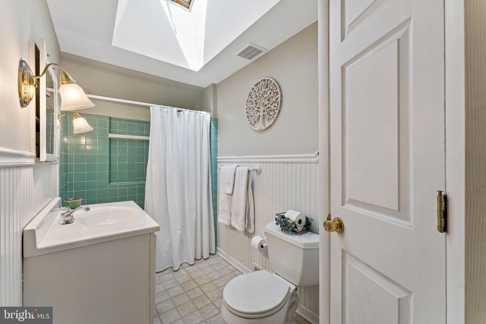 MEADOWBROOK - Residential