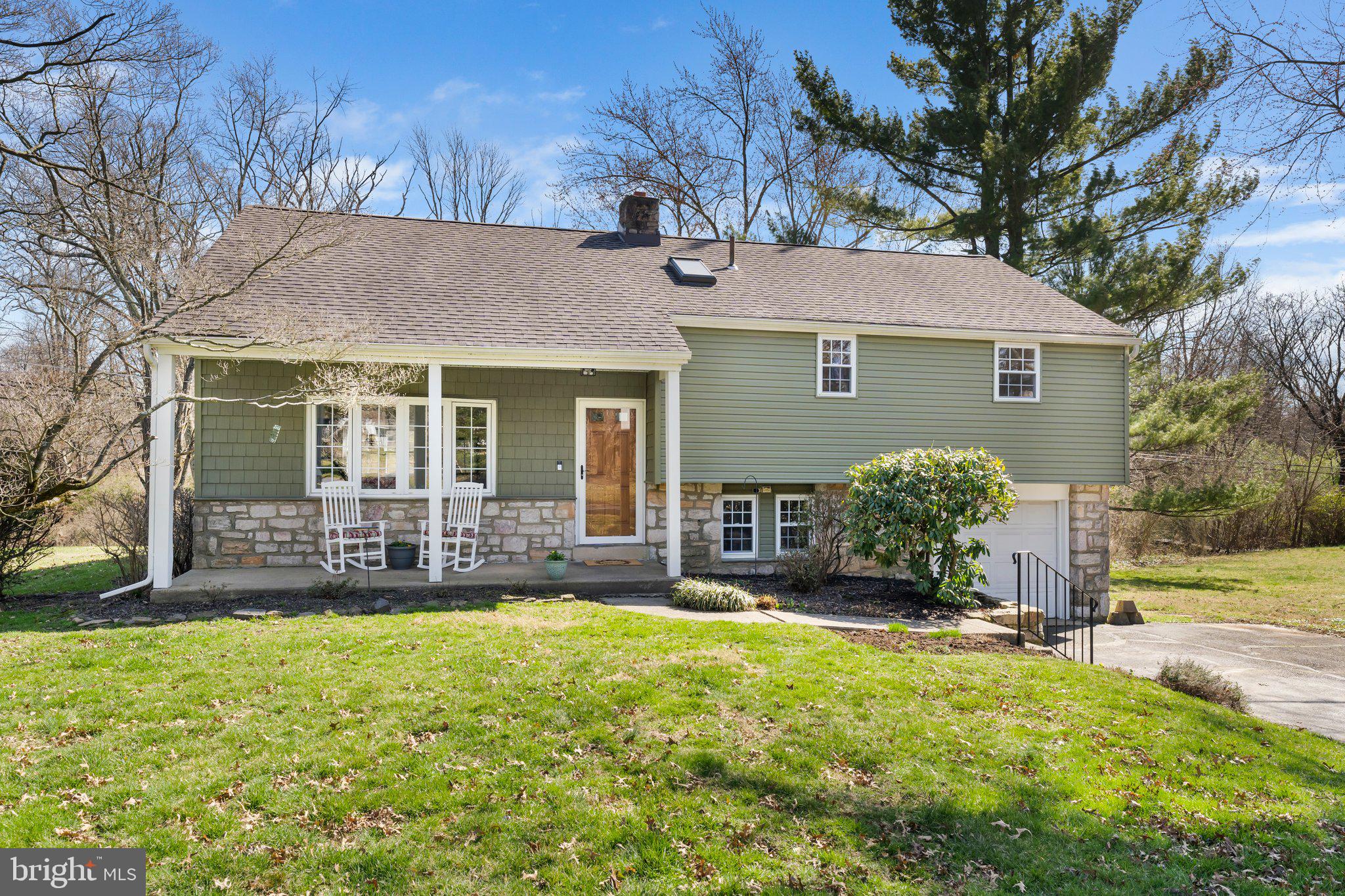 MEADOWBROOK - Residential
