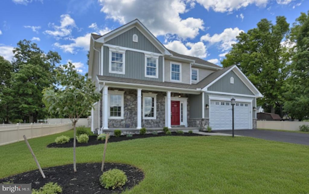 Photo of 1 Rolling Meadow Rd, LEBANON, PA 17046 (MLS # PALN2018056)