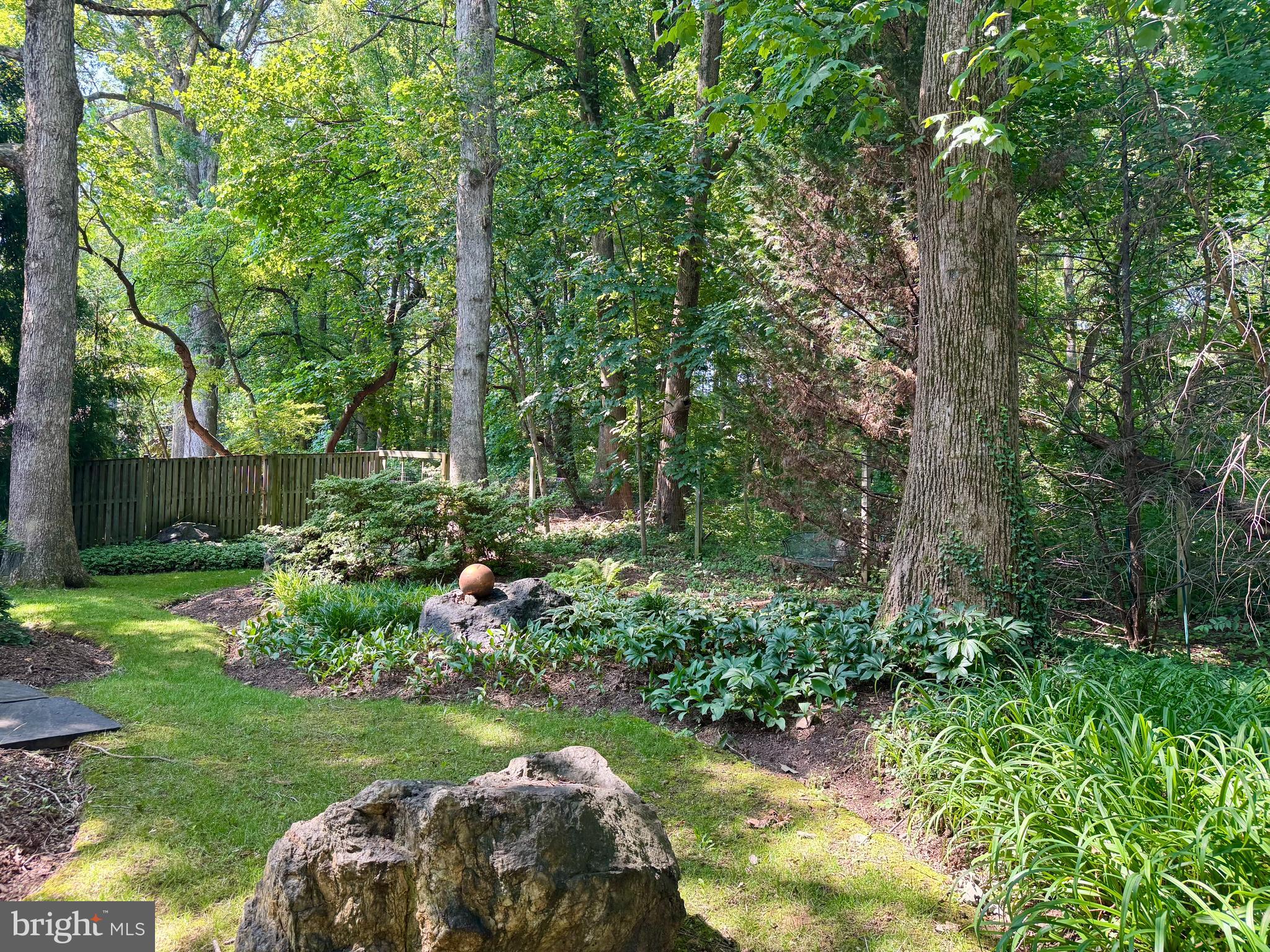 HILLTOP ESTATES - Residential