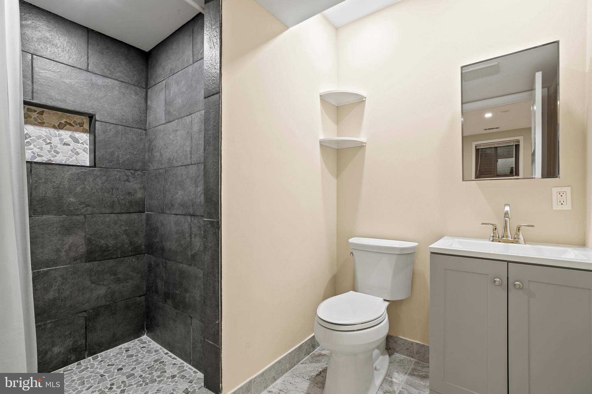 HILLTOP ESTATES - Residential