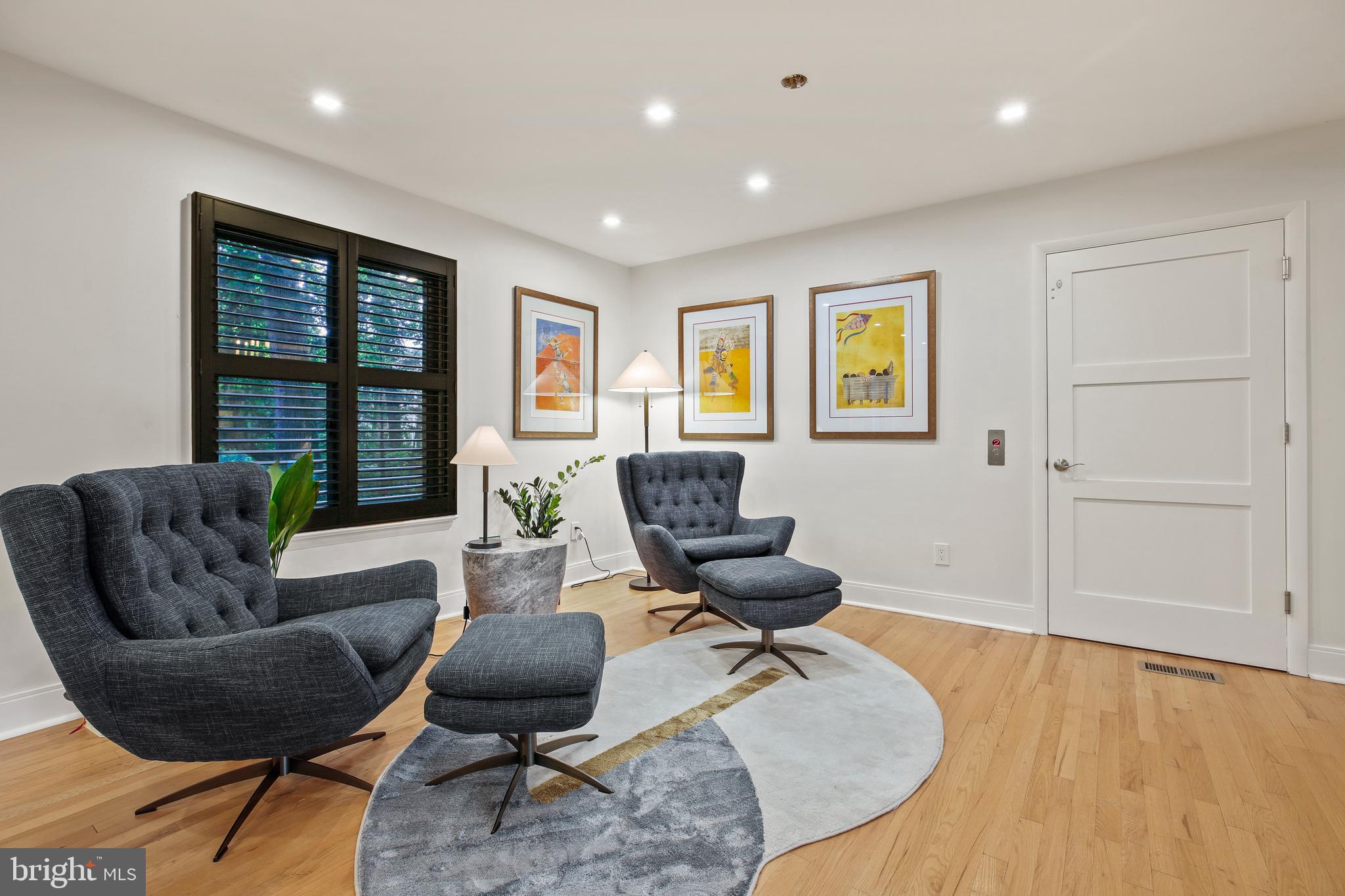 HILLTOP ESTATES - Residential