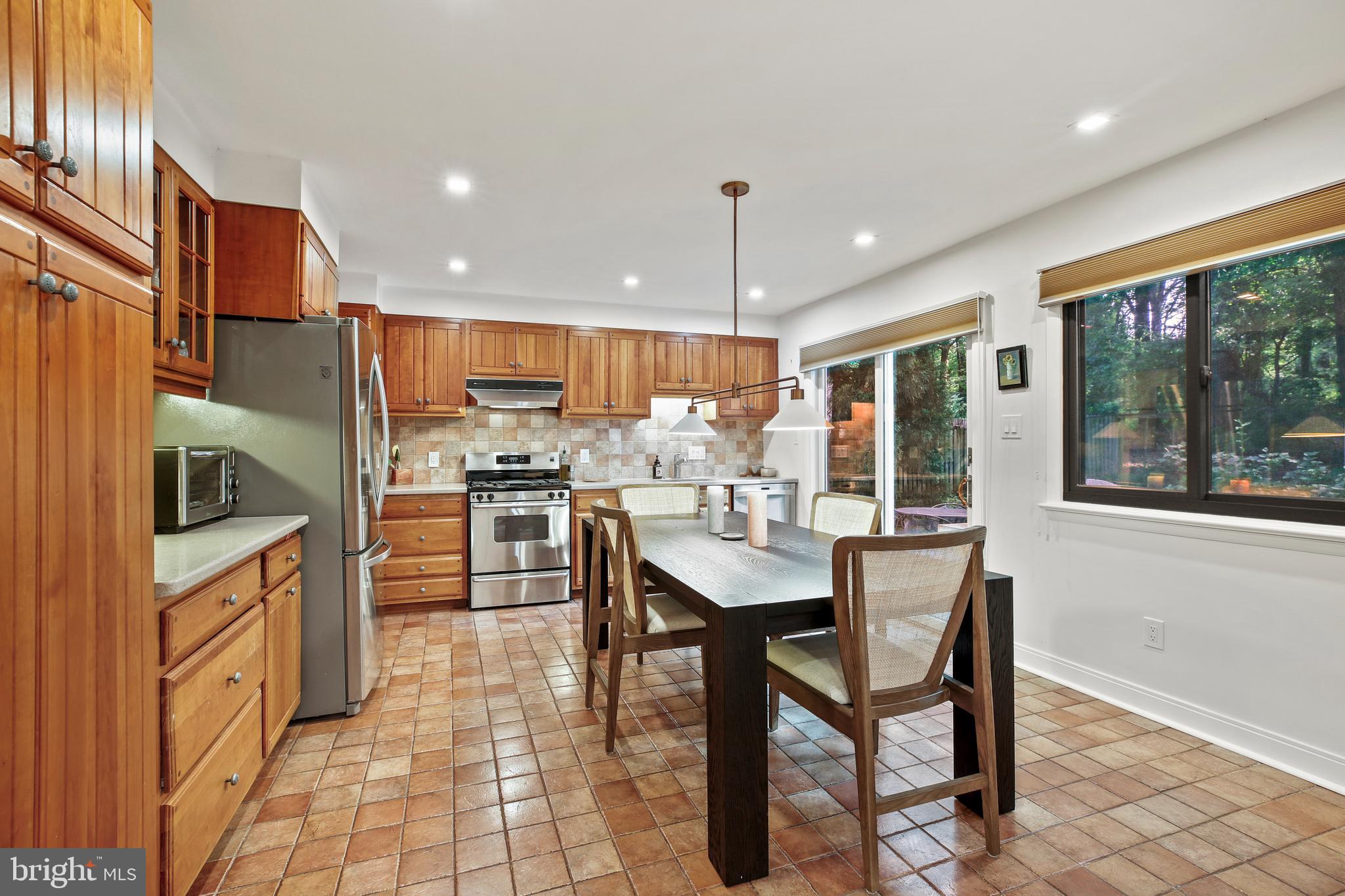 HILLTOP ESTATES - Residential