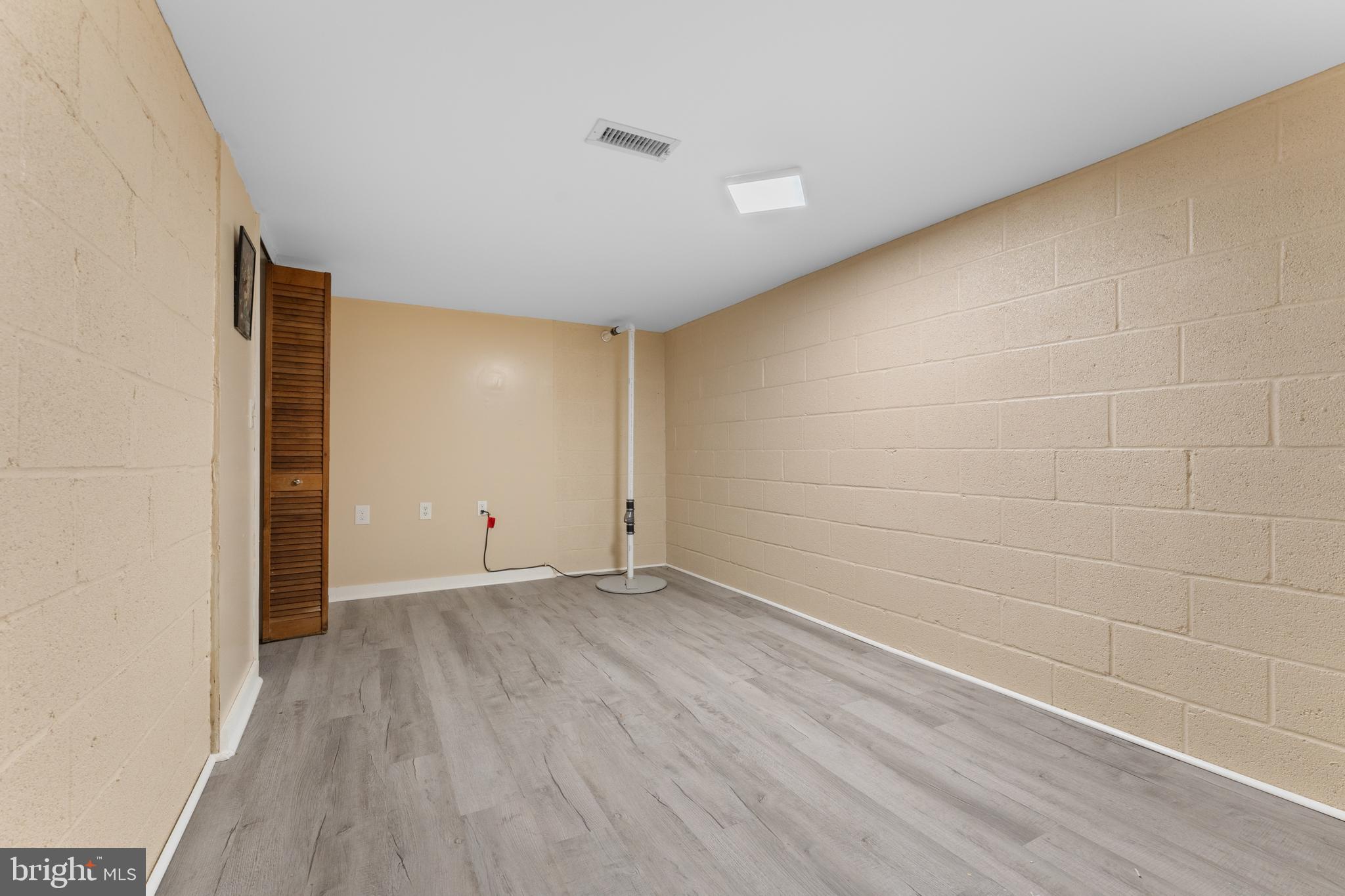 GREENFIELD - Residential