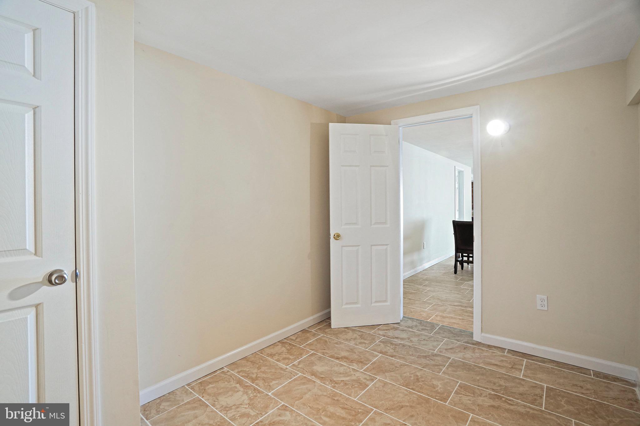 BROCK HALL PLAT 1 - Residential