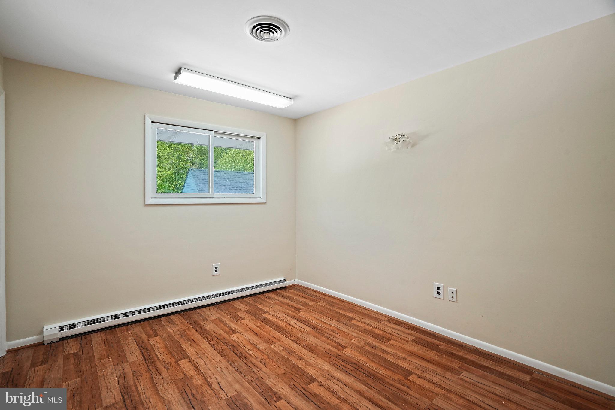 BROCK HALL PLAT 1 - Residential