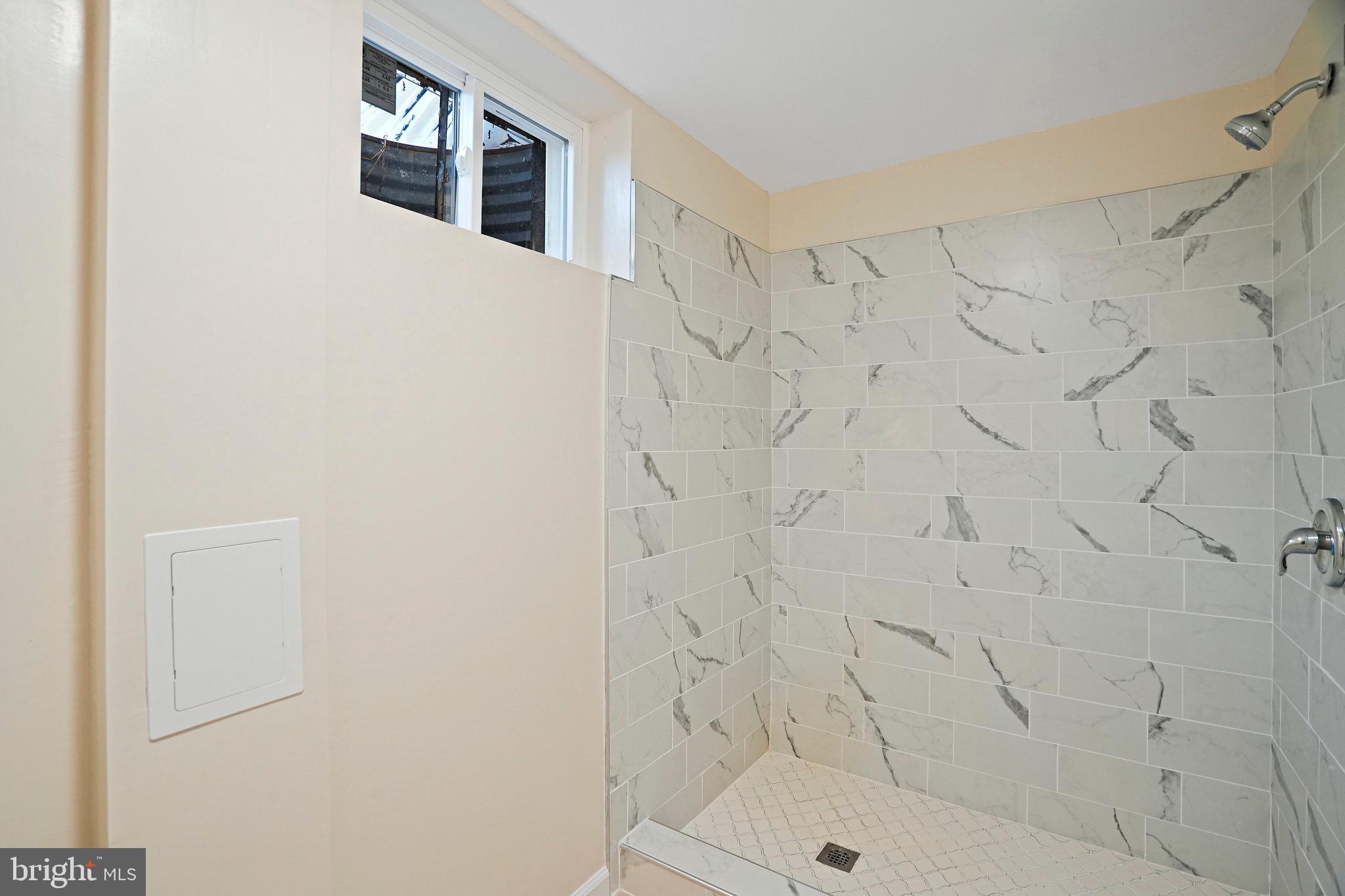 BROCK HALL PLAT 1 - Residential