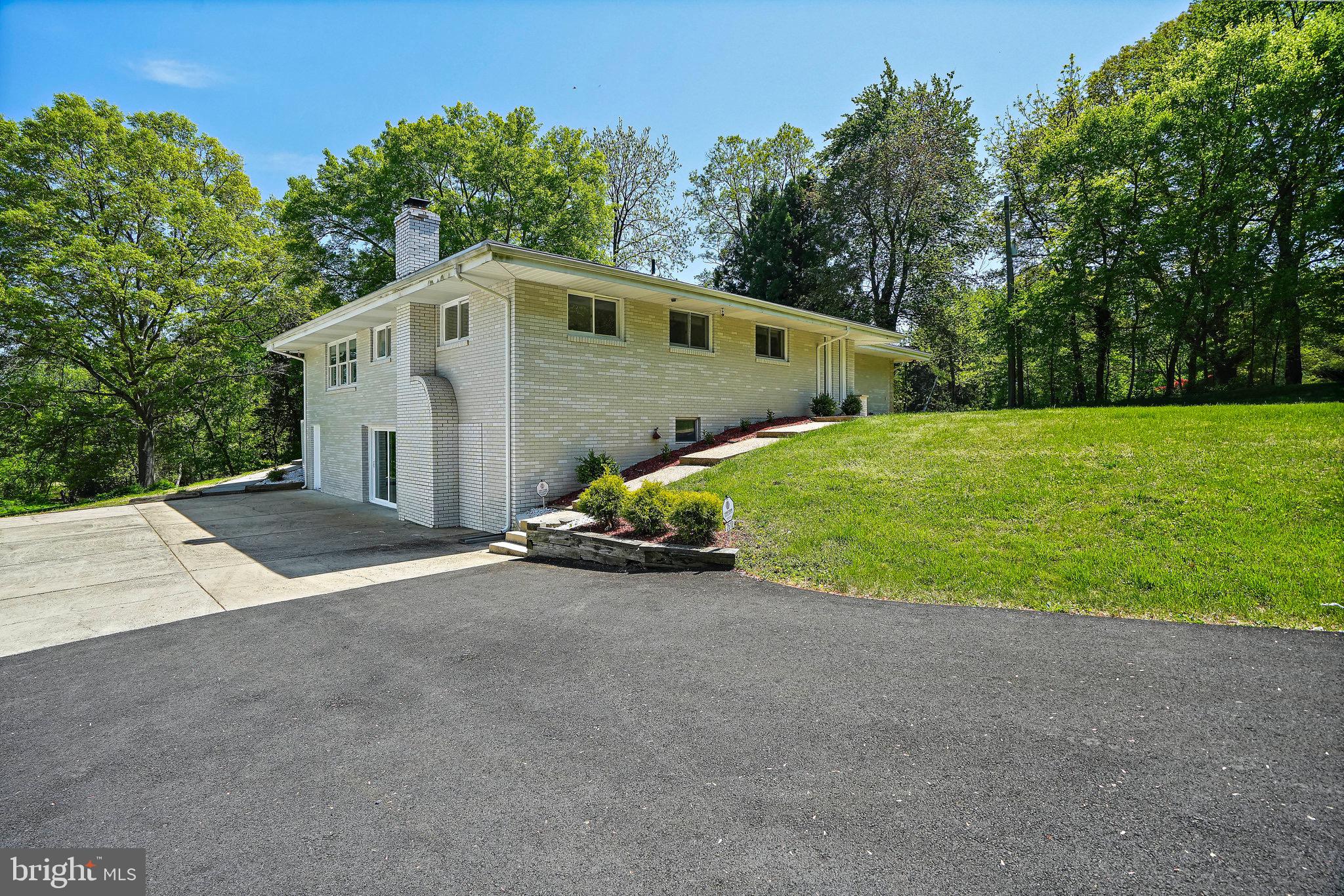 BROCK HALL PLAT 1 - Residential