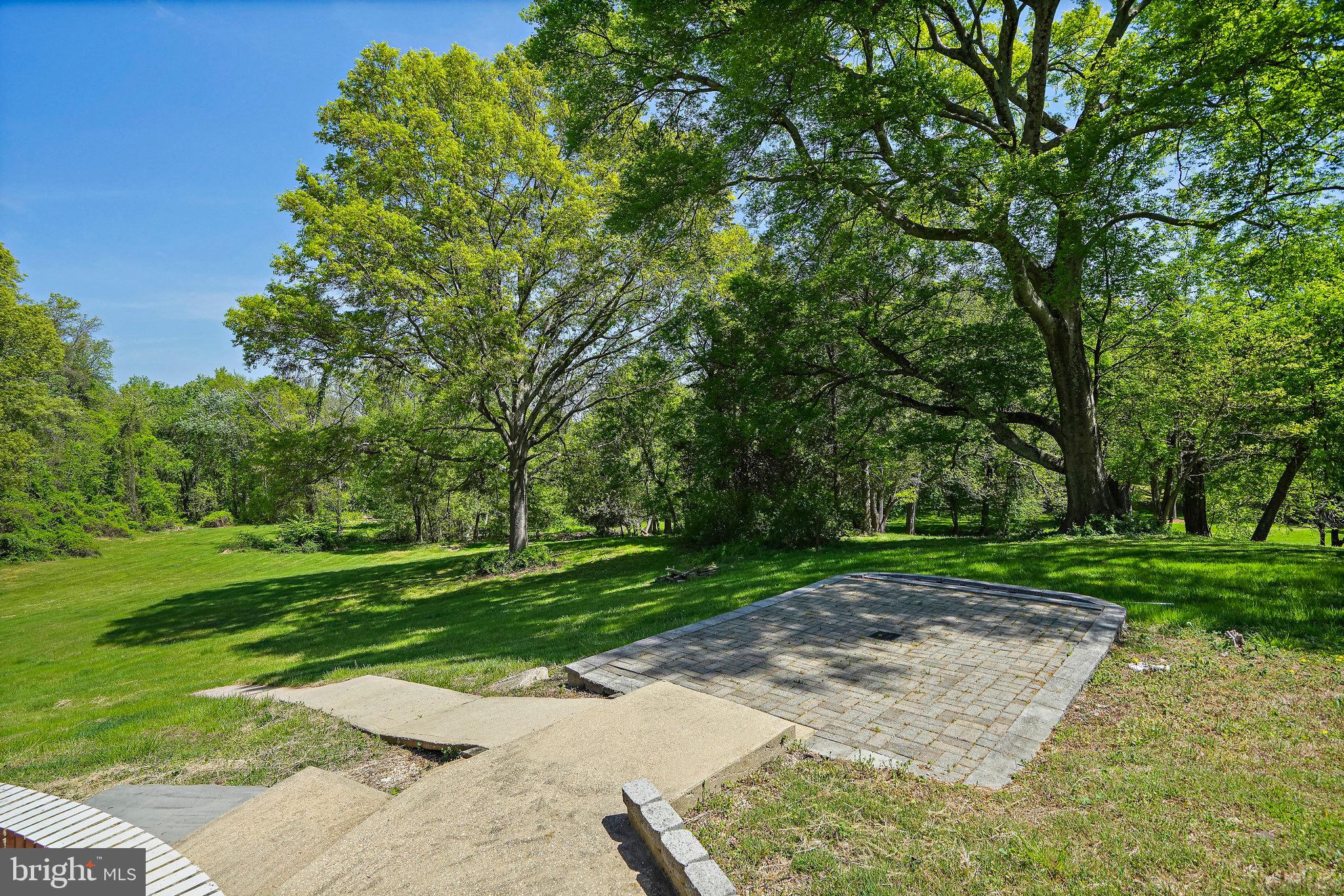 BROCK HALL PLAT 1 - Residential