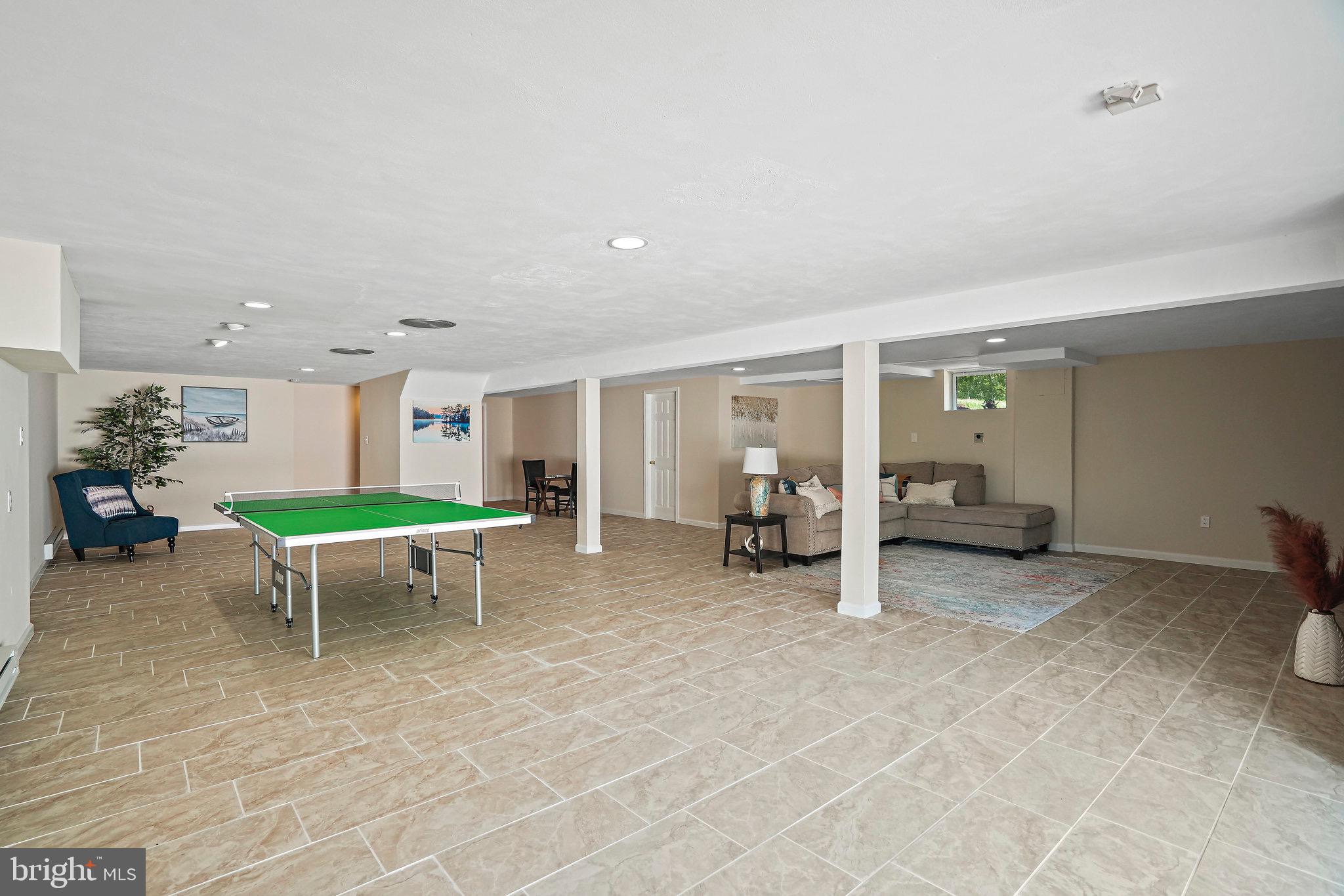 BROCK HALL PLAT 1 - Residential