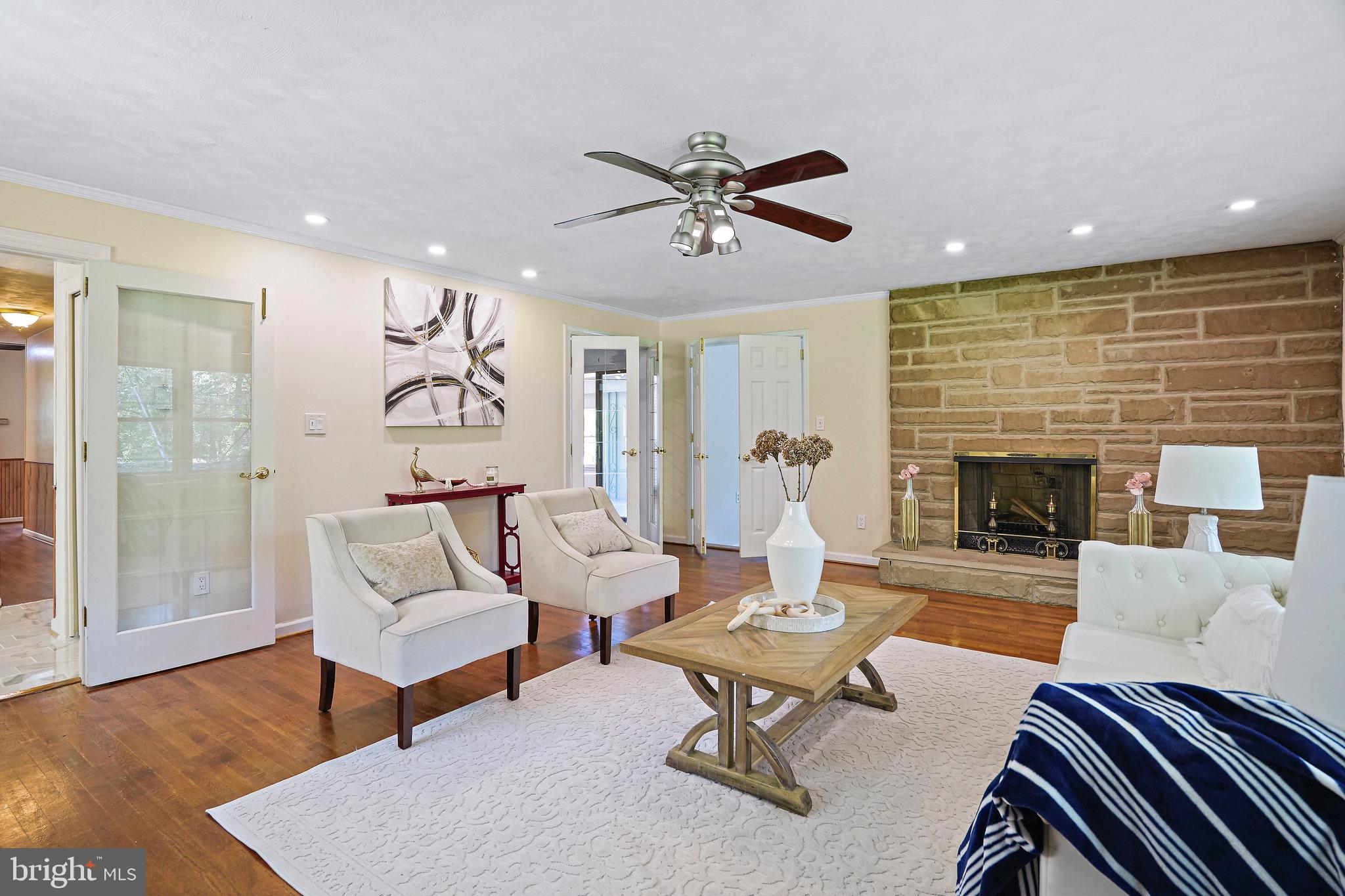 BROCK HALL PLAT 1 - Residential