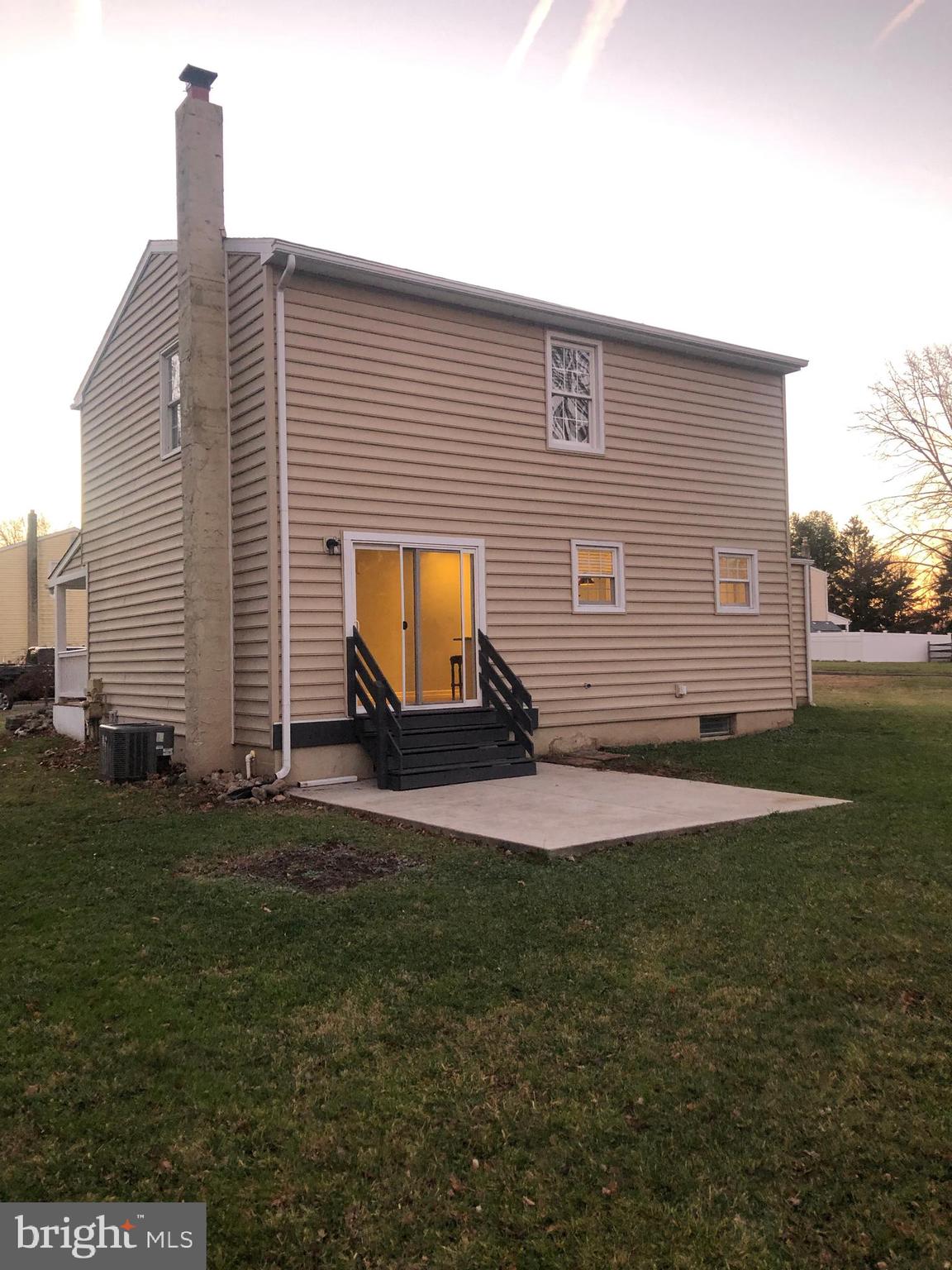 TOWAMENCIN VIL - Residential Lease