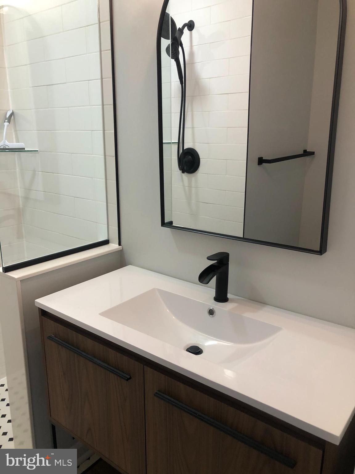 TOWAMENCIN VIL - Residential Lease