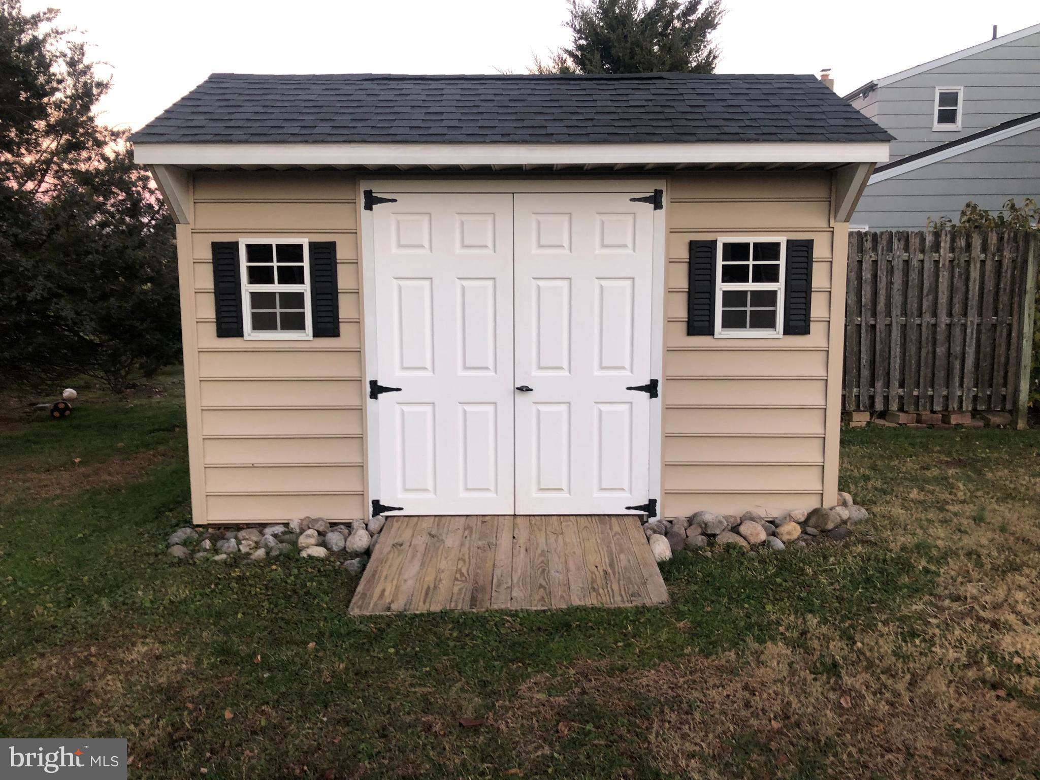 TOWAMENCIN VIL - Residential Lease