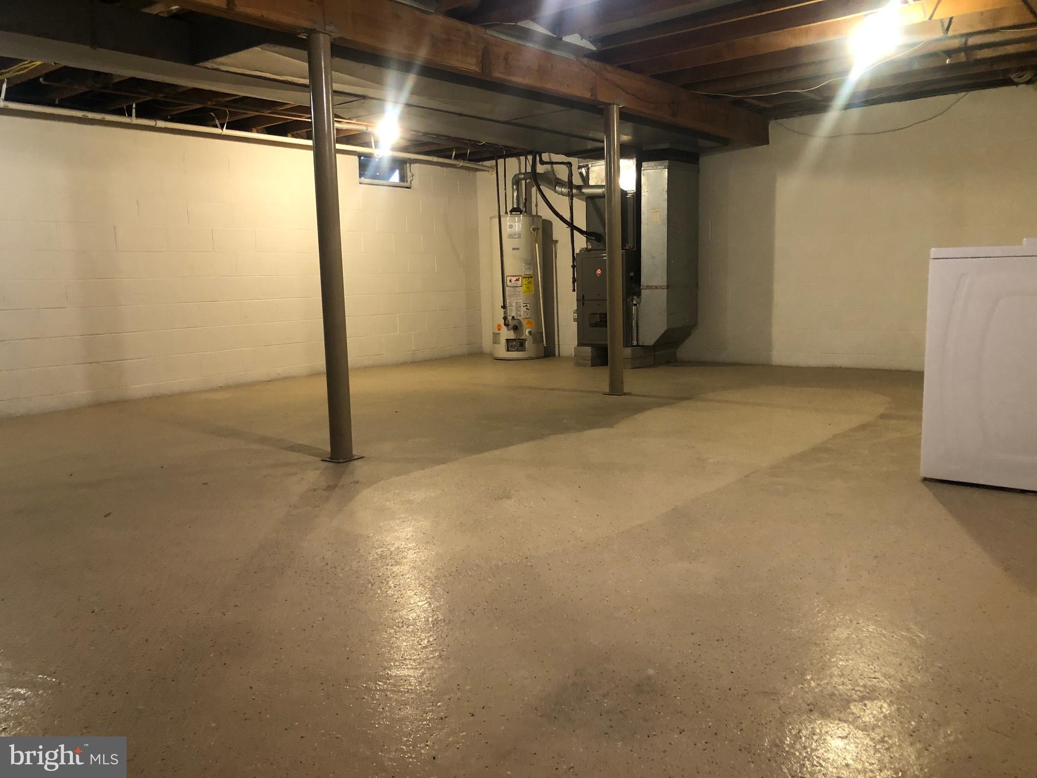 TOWAMENCIN VIL - Residential Lease