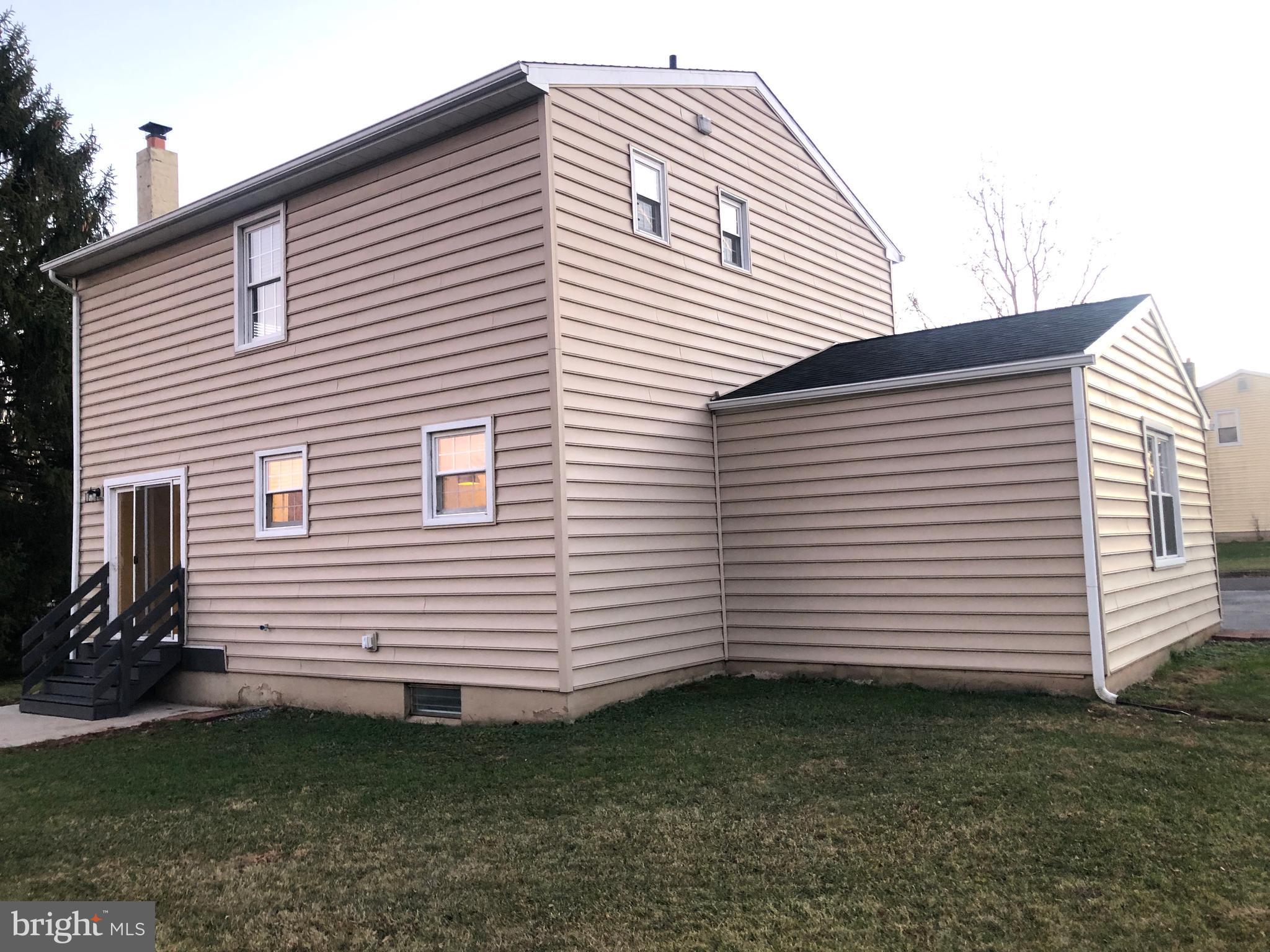 TOWAMENCIN VIL - Residential Lease